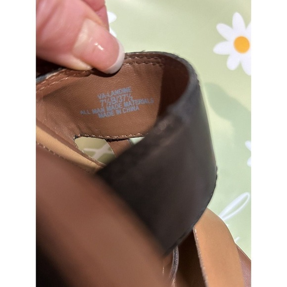 Victor Alfaro Women Brown Leather Wedge Heel Sandals Size 7.5 Note Flaw - Picture 4 of 16